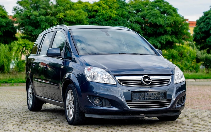 Opel Zafira cena 20900 przebieg: 186700, rok produkcji 2010 z Elbląg małe 379